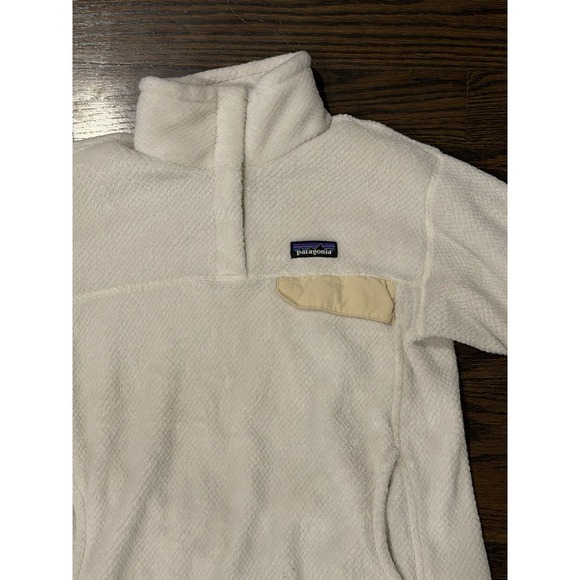 Patagonia Jackets & Blazers - Patagonia Re-Tool Snap-T Fleece Pullover Large  Womens Top 1/4 White